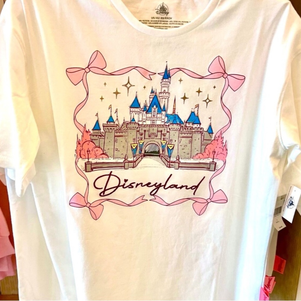 Disney Parks Disneyland Castle Bow T-Shirt 1X NWT